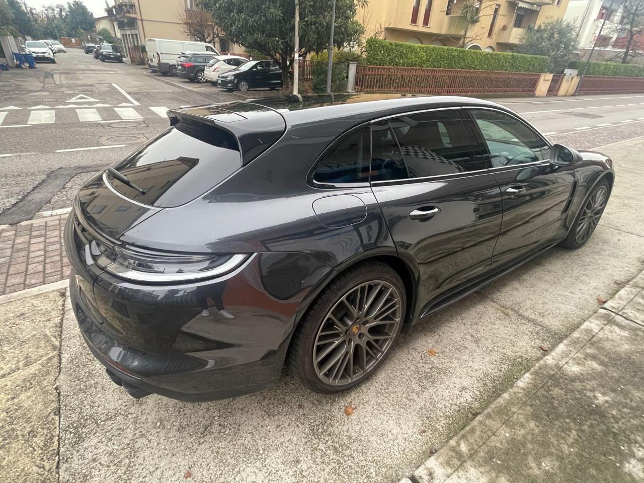 PORSCHE Panamera 2.9 4 Platinum Edition