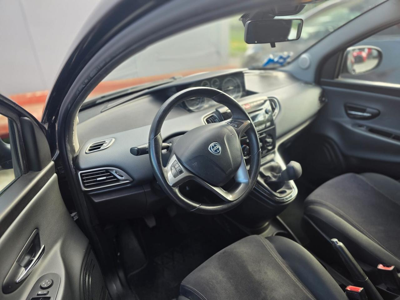 Lancia Ypsilon 1.3 MJT 16V 95 CV 5 porte S&S Platinum