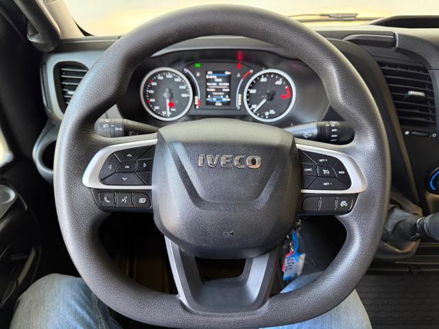 IVECO Daily 35C16H BTor3.0HPT PC-RGCabinato ribaltabile trilat