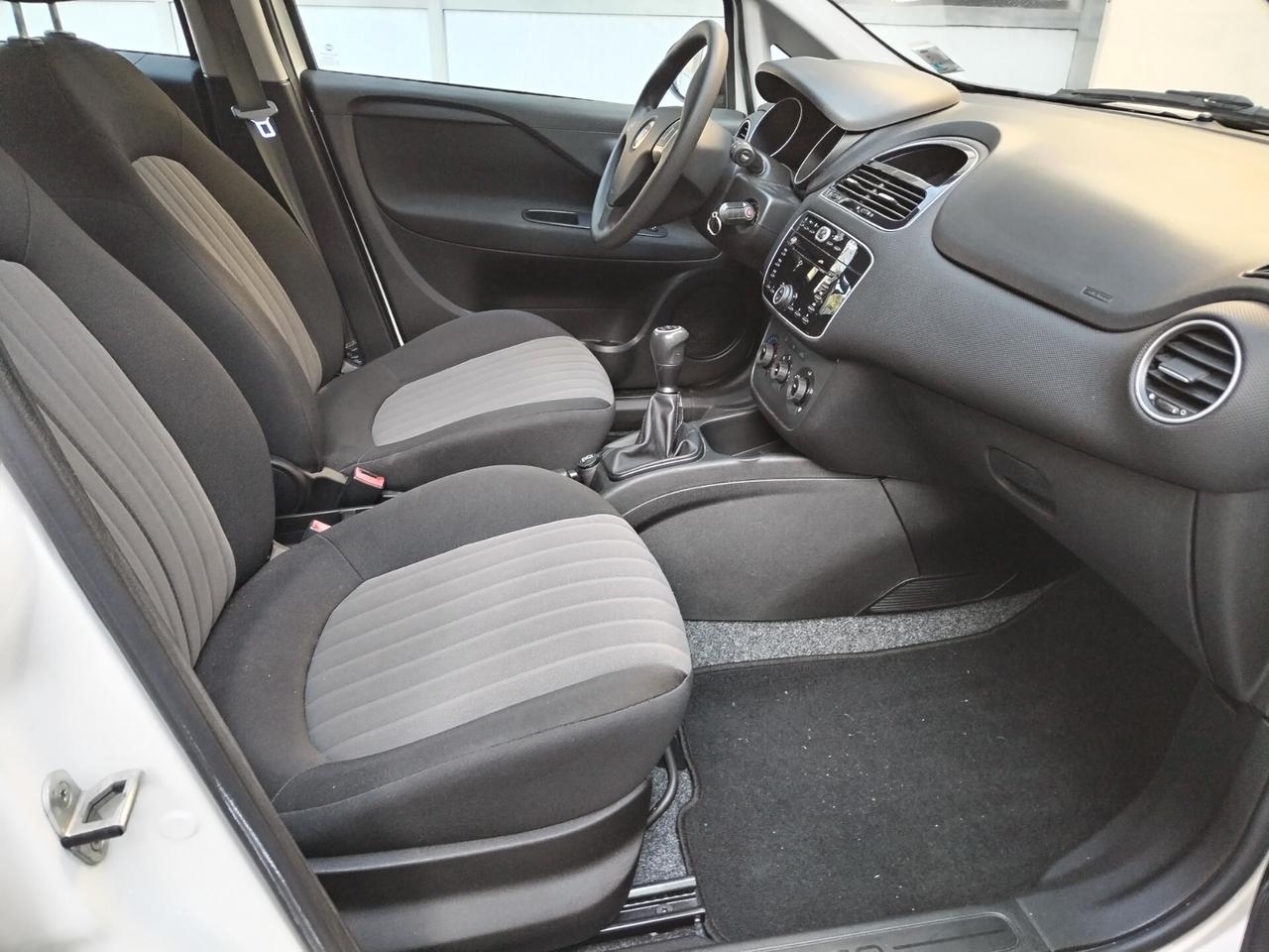 Fiat Punto 1.3 MJT II S&S 95 CV 5 porte Street