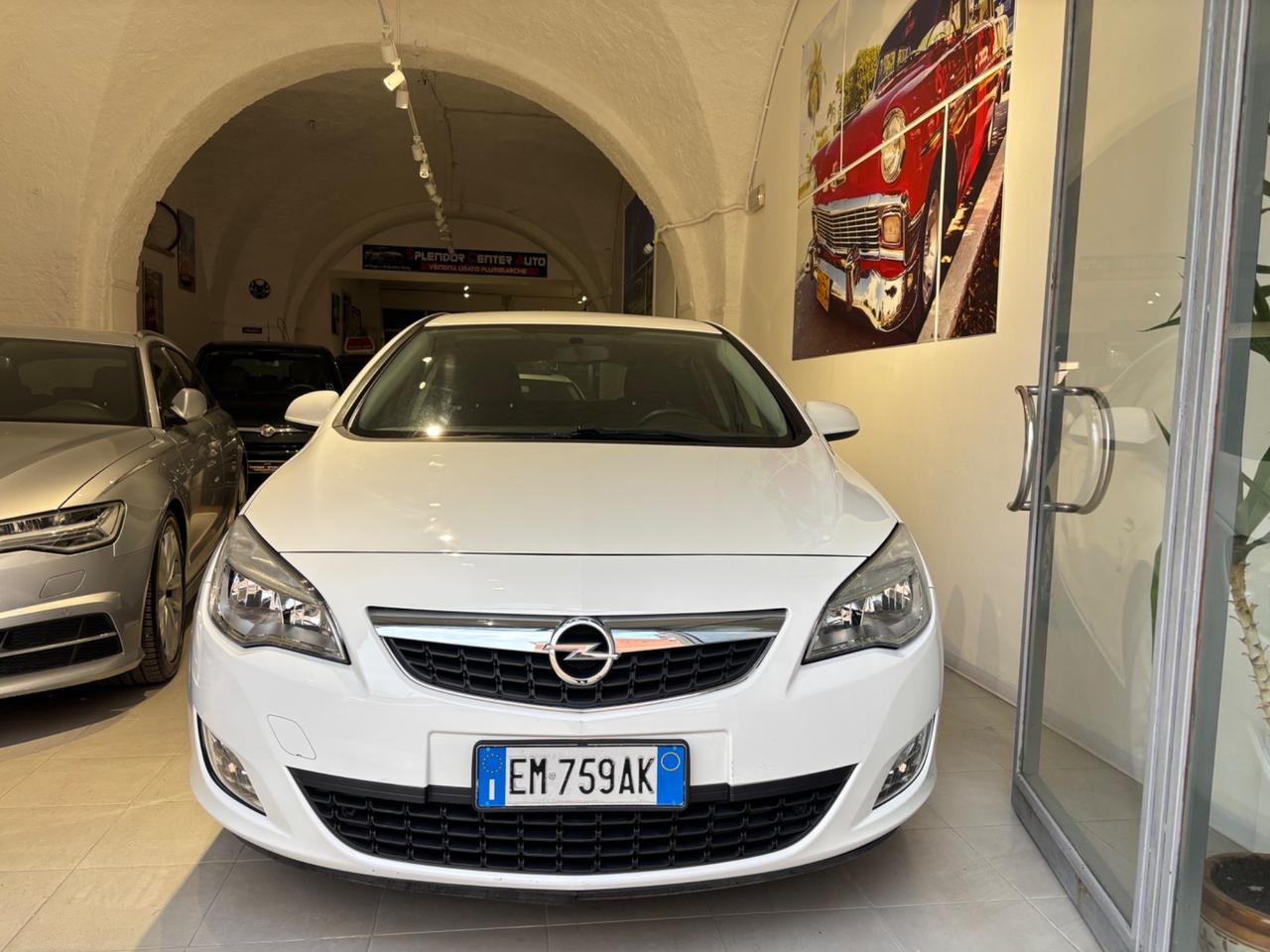 Opel Astra 1.7 CDTI 110CV 5 porte Cosmo