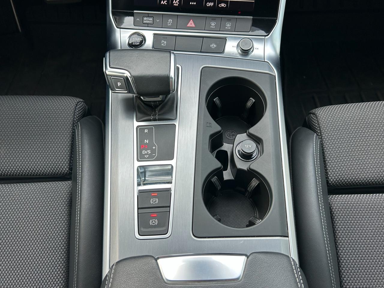 Audi A6 Avant 40 2.0 tdi mhev s-tronic S-Line