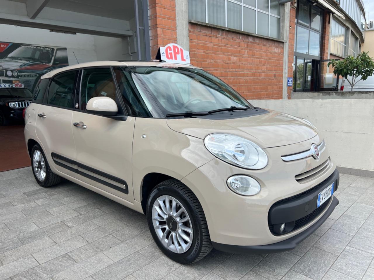 Fiat 500L Living 0.9 TwinAir 105 CV Lounge