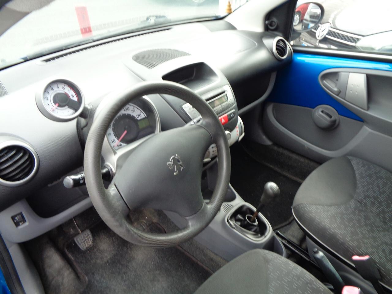 Peugeot 107 1.0 68CV 3p. Plaisir