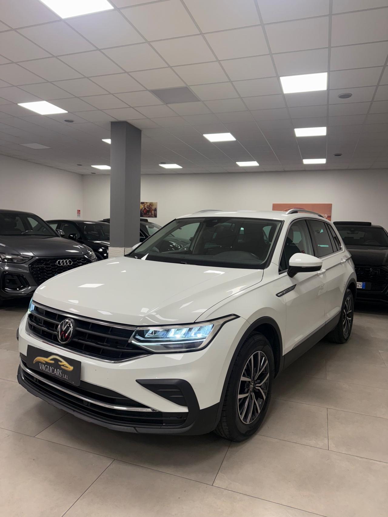Volkswagen Tiguan 2.0 TDI 150 CV SCR DSG Elegance