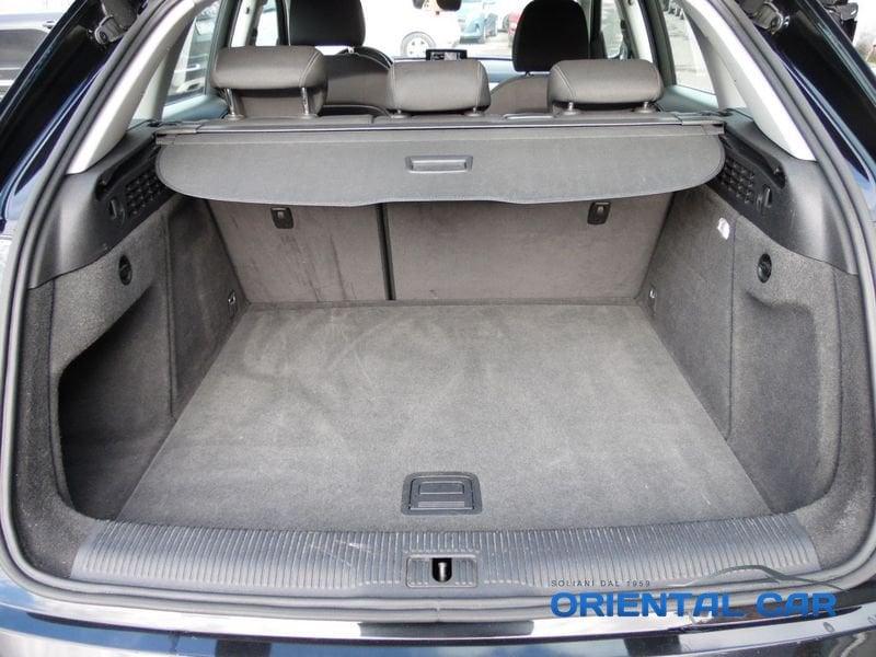 Audi Q3 Q3 2.0 TDI 150 CV Business AUTO IN ARRIVO MOLTO BELLA