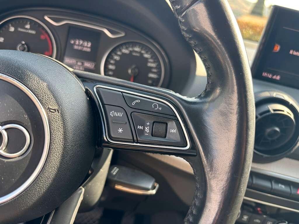 Audi Q2 1.6 TDI S tronic Business 2017 / KM 180.000 Tua a solo 169 Euro al mese