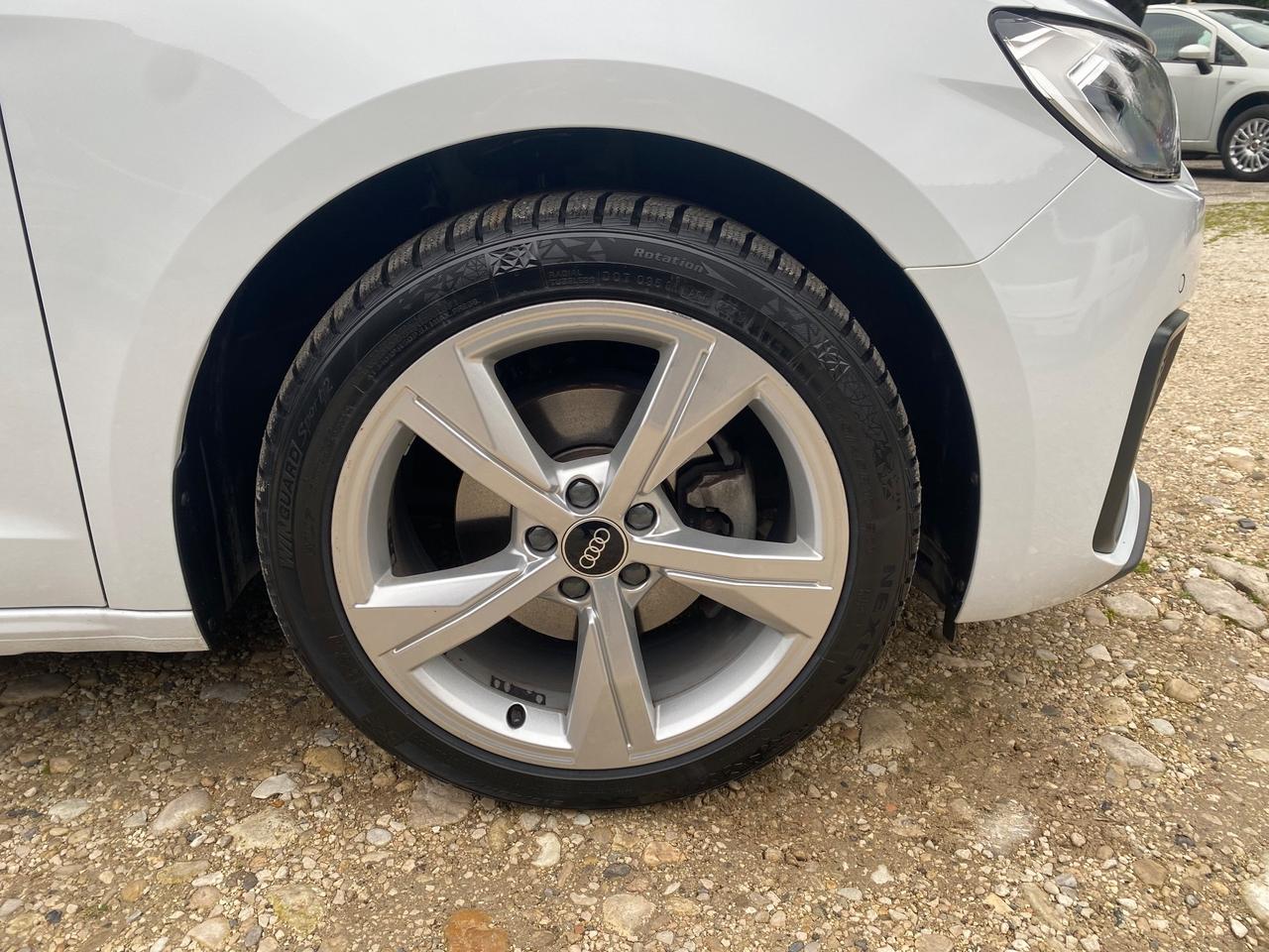 Audi A1 SPB 30 TFSI S tronic Identity Black