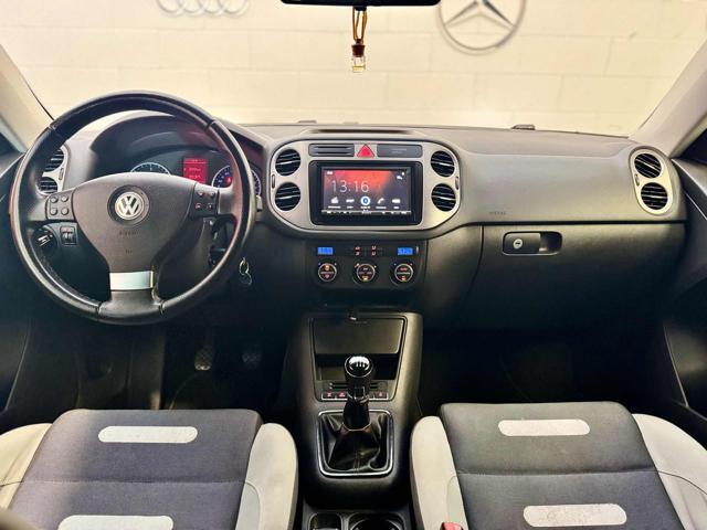 VOLKSWAGEN Tiguan 2.0 16V TDI DPF Trend & Fun (18°)