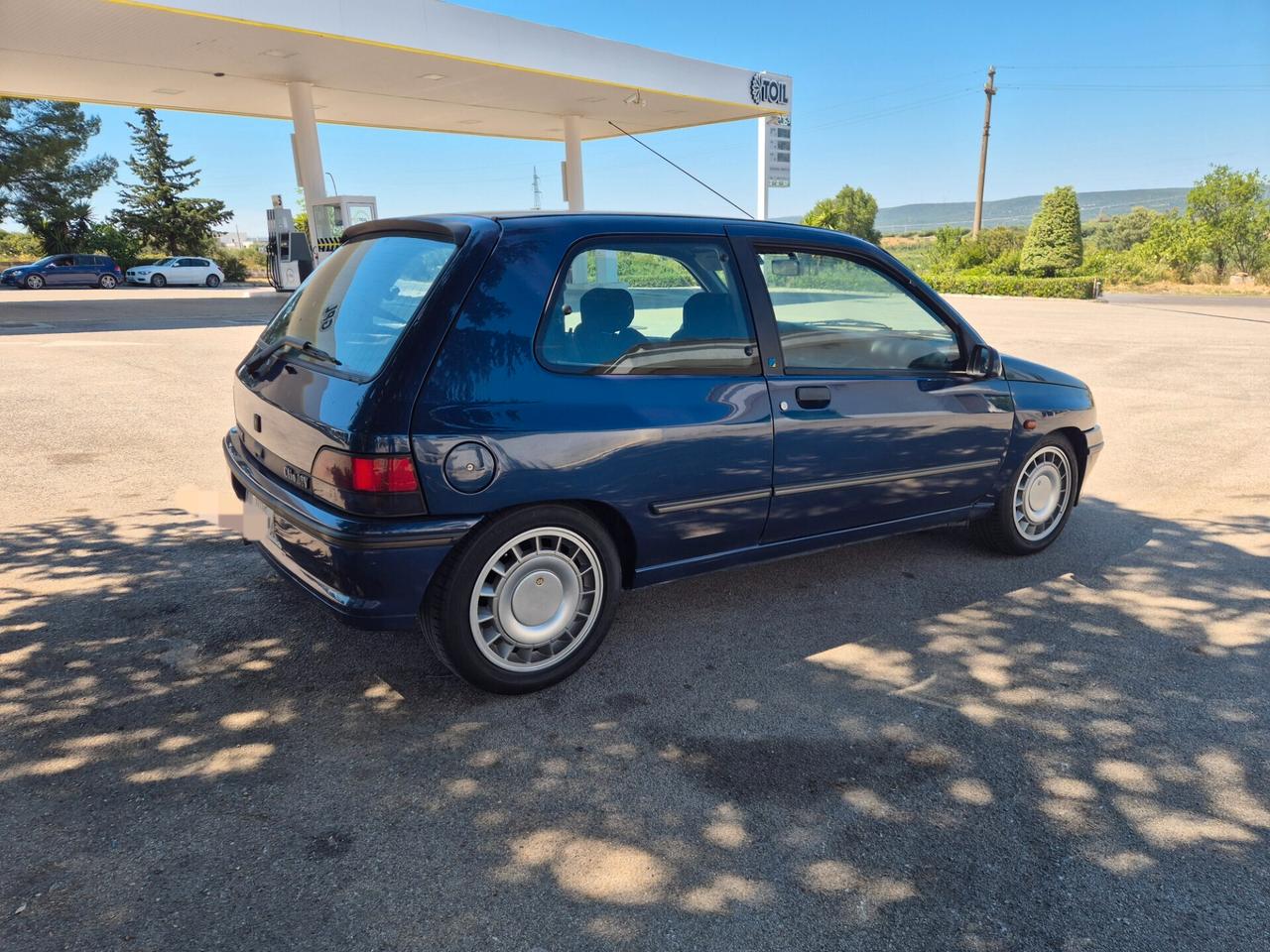 Renault Clio 1.8i 16V