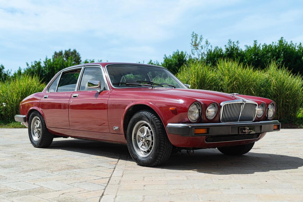 Jaguar XJ6 1981 4.2 MANUALE JAG00089