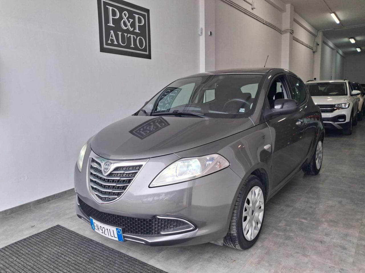 Lancia Ypsilon 1.2 69 CV 5 porte GPL Ecochic Platinum