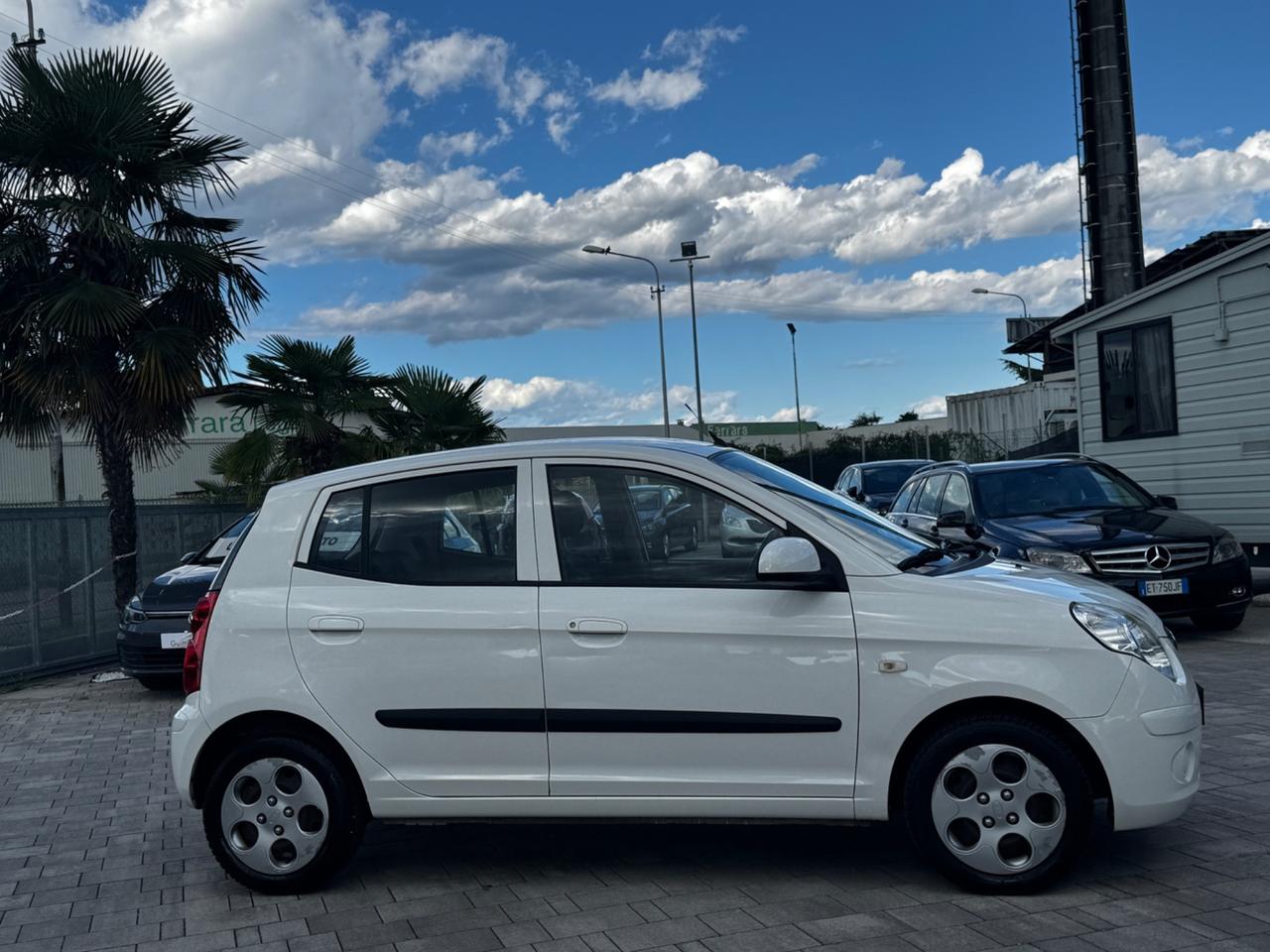 Kia Picanto 2009 ok neopatentati
