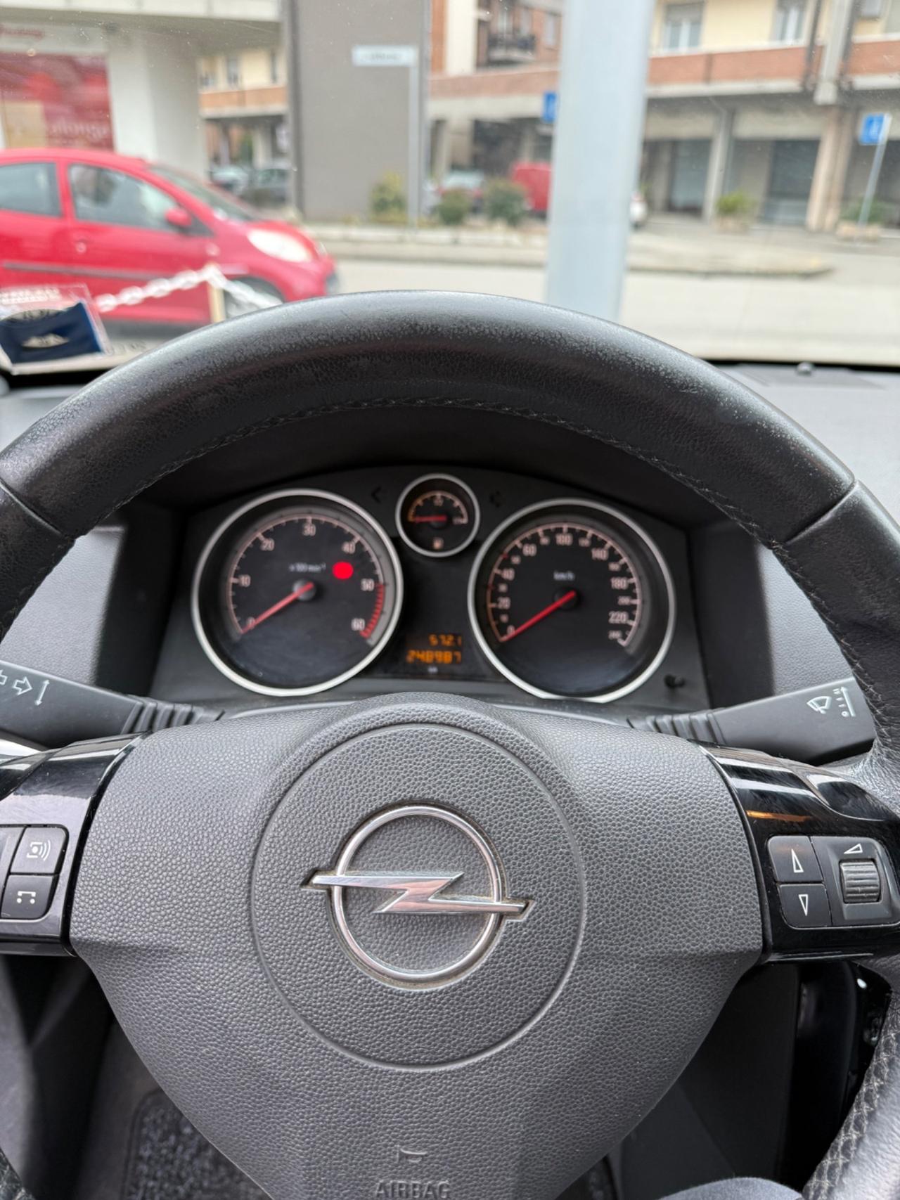 Opel Astra 1.7 CDTI 110CV ecoFLEX 5 porte Enjoy