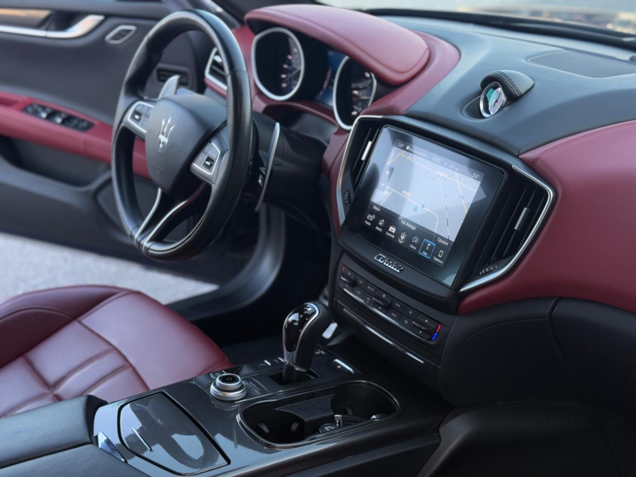 Maserati Ghibli V6 Nerissimo 250cv auto NO SUPERBOLLO!