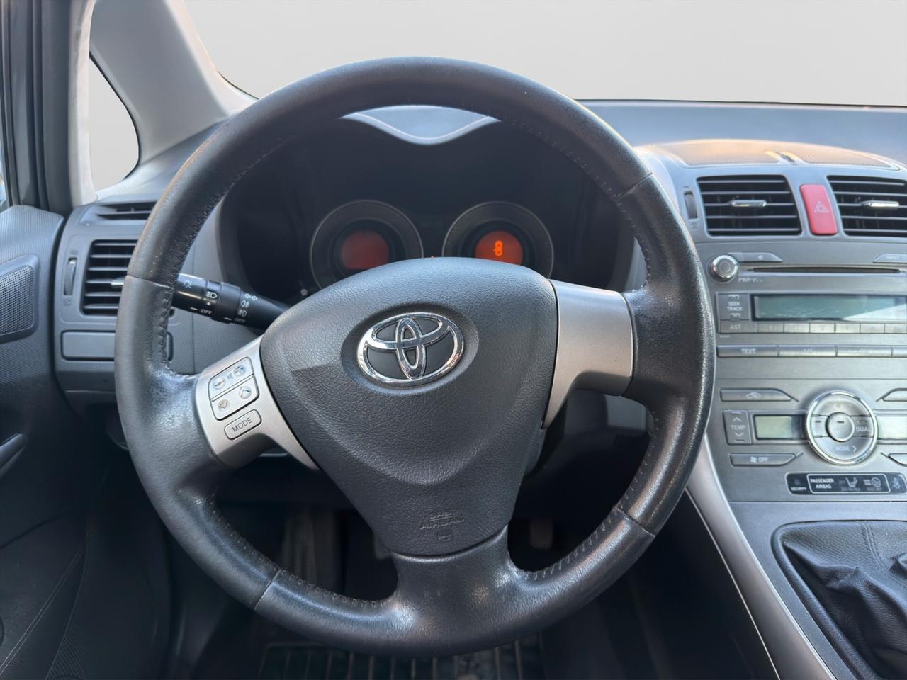 Toyota Auris 1.4 D-4D SOL - UNICO PROPRIETARIO