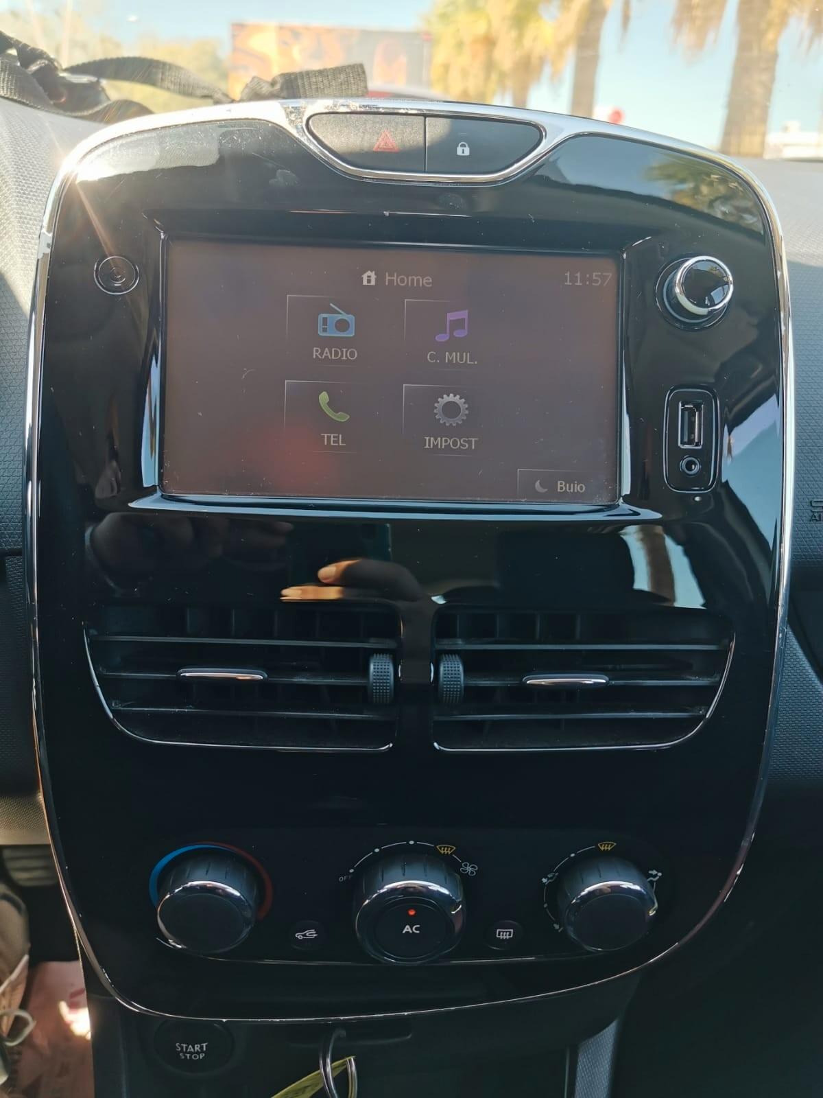 Renault Clio 1.2 75CV 5 porte Life 2016