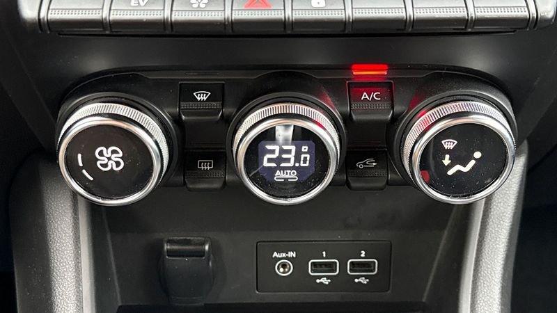 Renault Captur 1.6 E-Tech hybrid Techno Fast Track 145cv auto