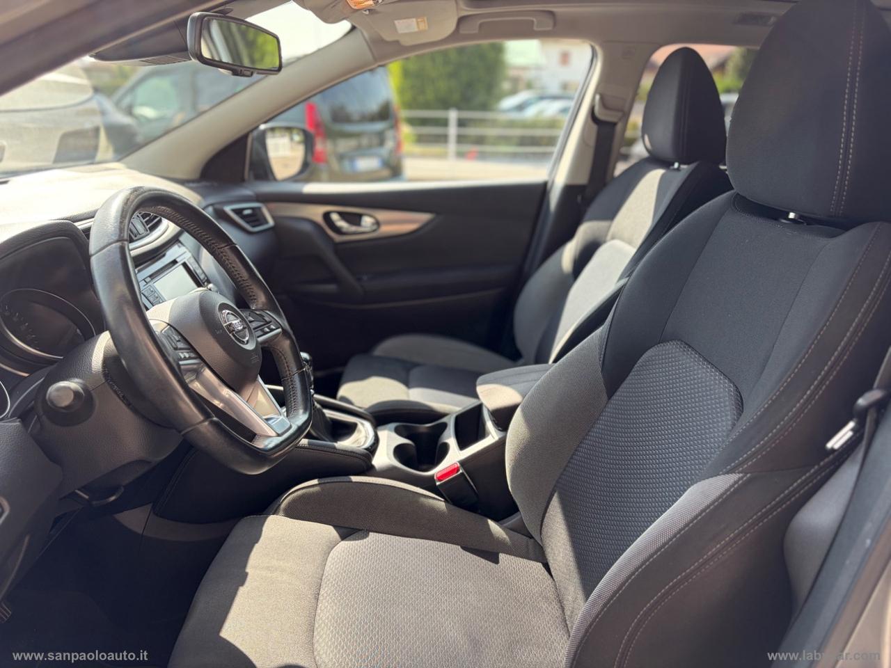 NISSAN Qashqai 1.5 dCi N-Connecta