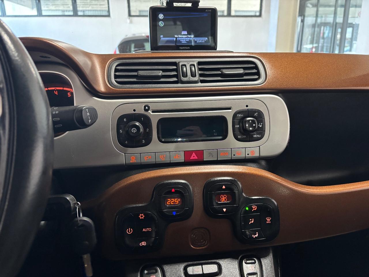 Fiat Panda CROSS 0.9 Twinair B/GPL 4x4