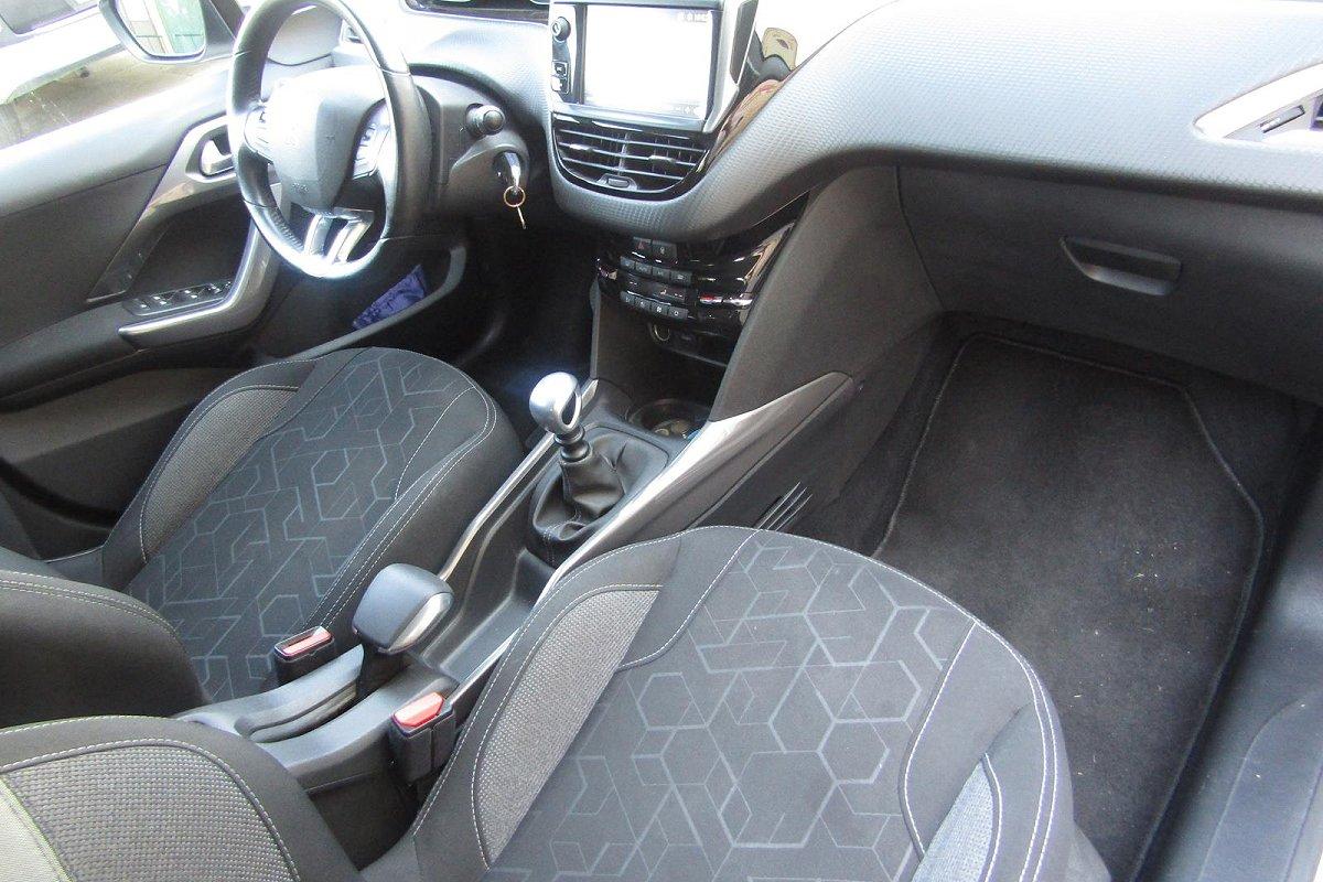 PEUGEOT 2008 1° serie BlueHDi 100 S&S Allure