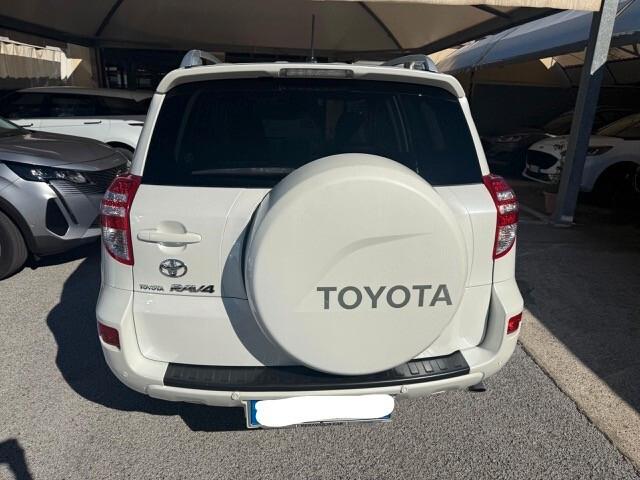 Toyota RAV 4 RAV4 2.2 D-4D 150 CV DPF Exclusive