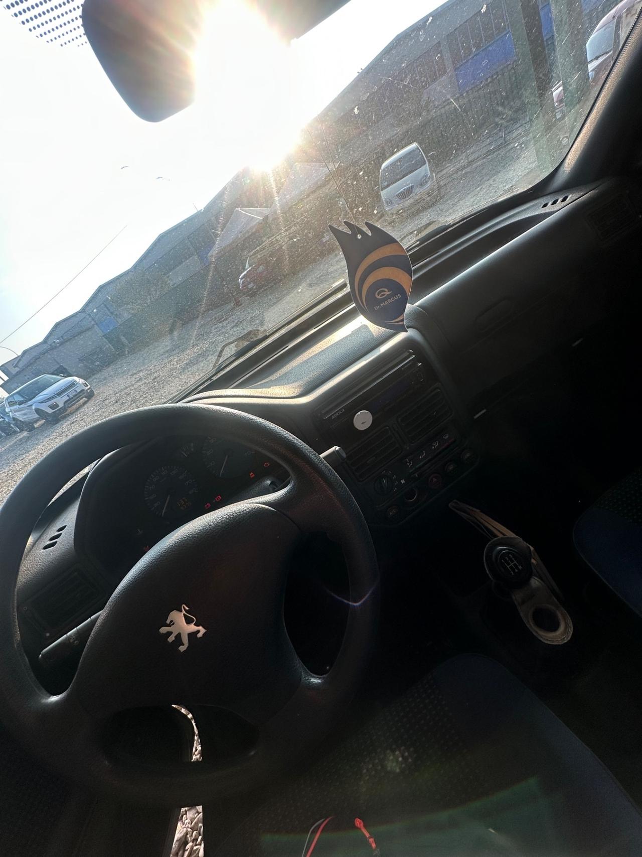 Peugeot 106 1.1i cat 3 porte Sport