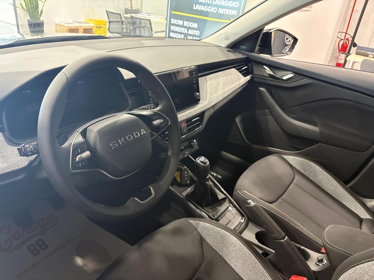 Skoda Kamiq 1.0 tsi Black Dots 95cv