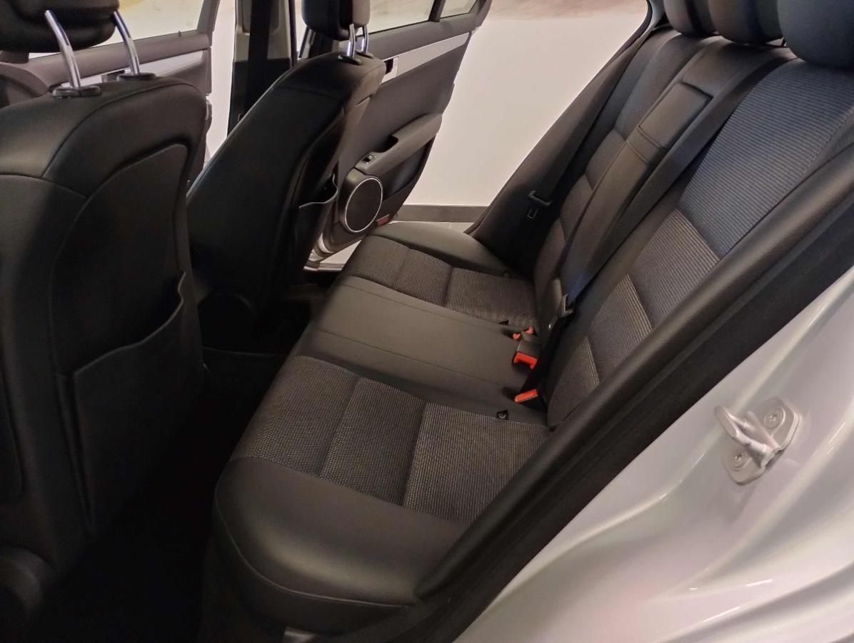 MERCEDES C 220 CDI BlueEFFICIENCY Avantgarde - UNICO-PROPRIETARIO!!!!