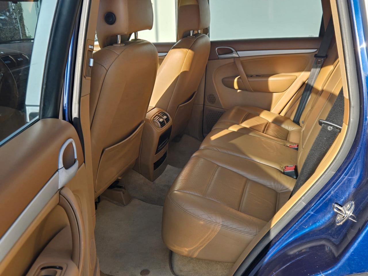 Porsche Cayenne S 4.5 BENZ / GPL