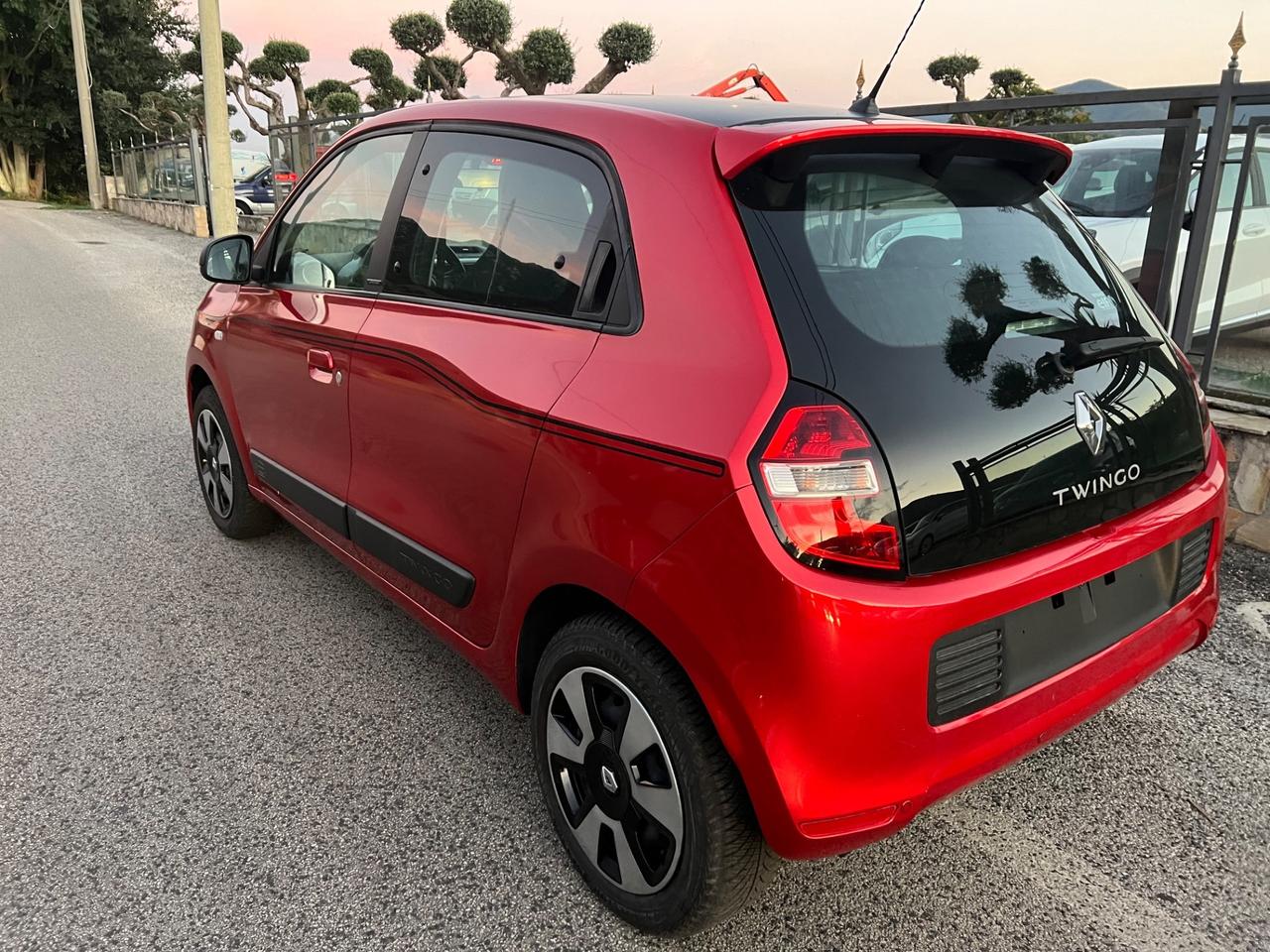 Renault Twingo SCe EDC limited