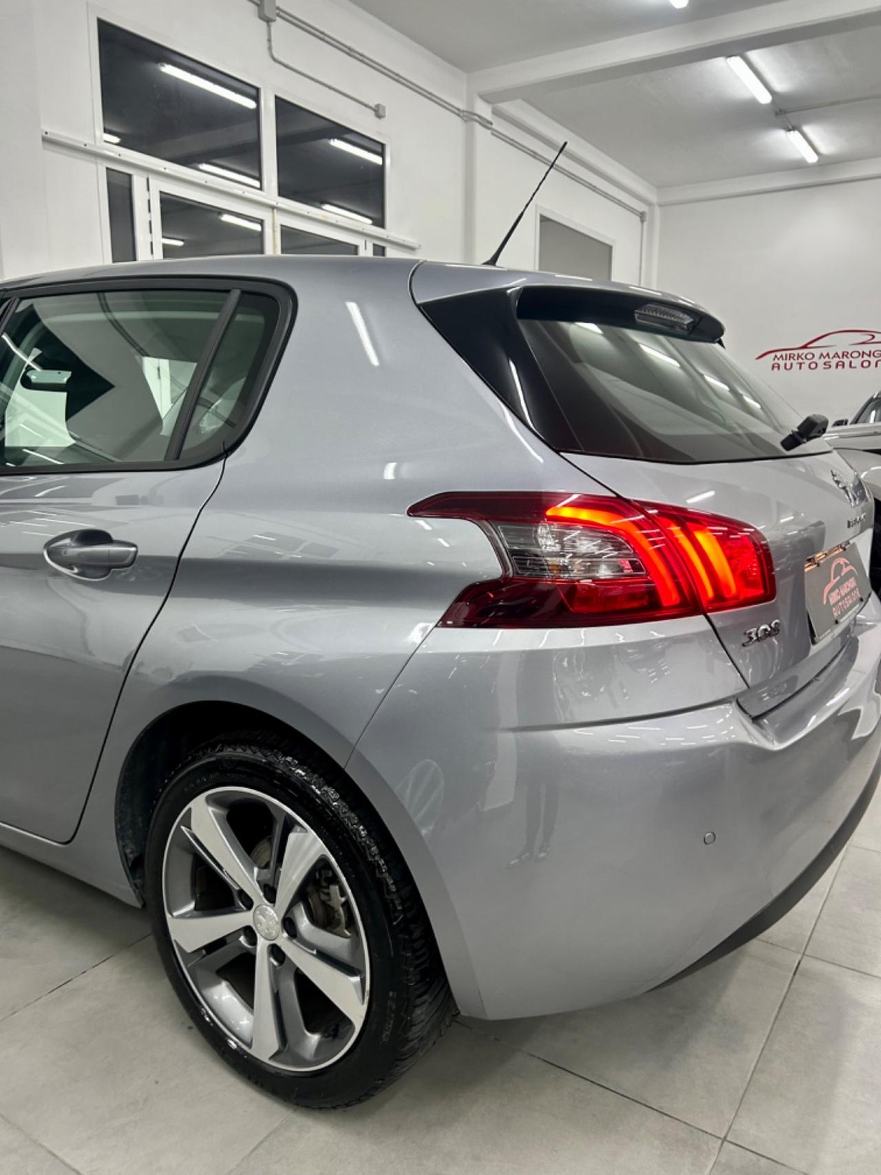 Peugeot 308 BlueHDi 130 S&S Allure FINANZIABILE