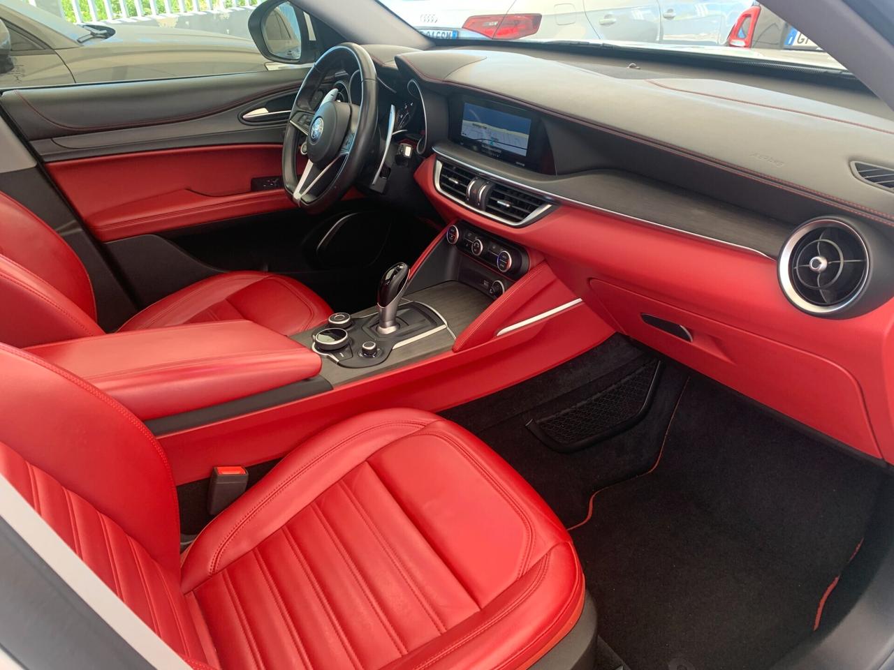 Alfa Romeo Stelvio 210 CV Q4 full tetto uniprò