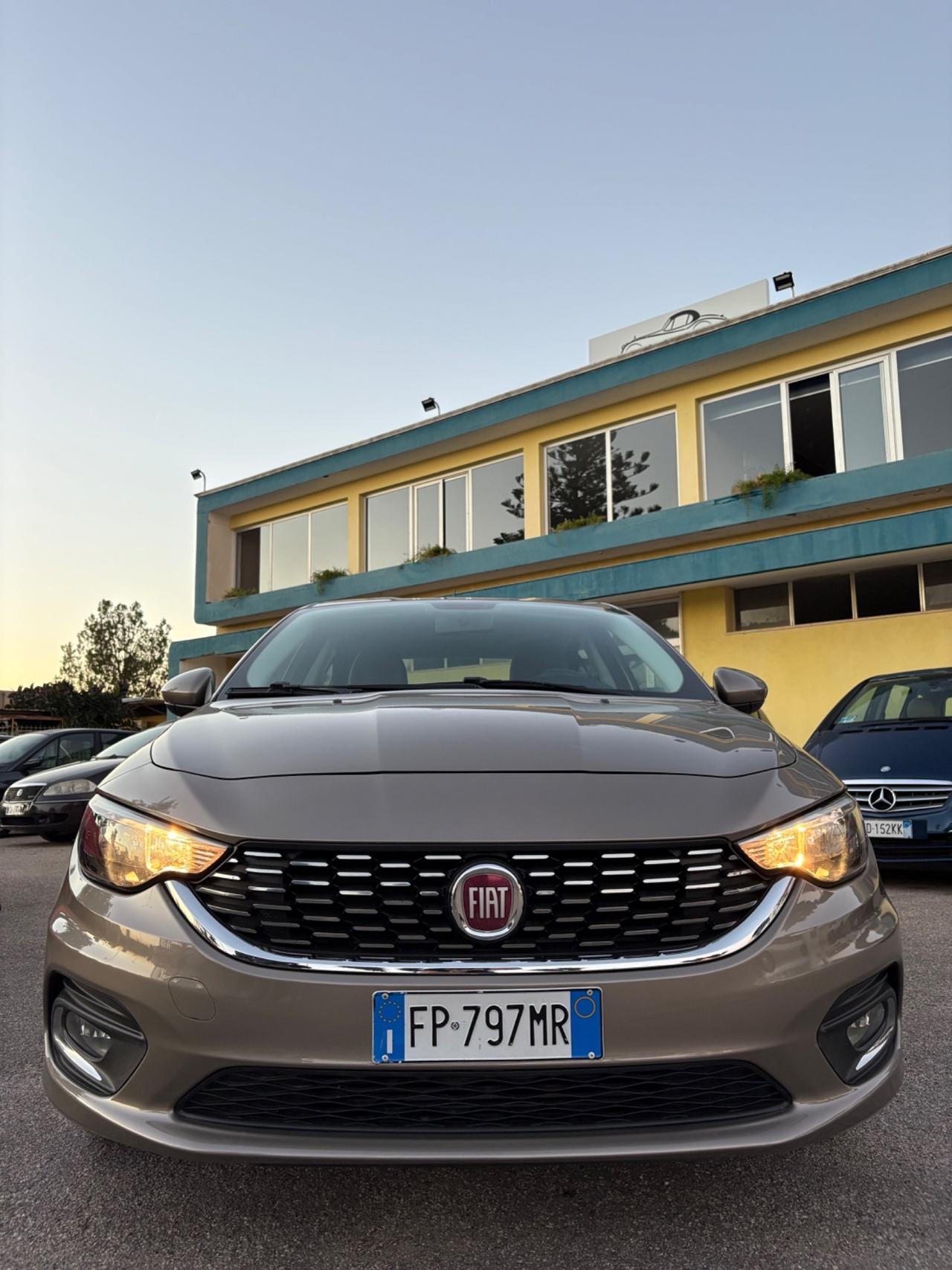 Fiat Tipo 1.3 Mjt 4 porte Lounge