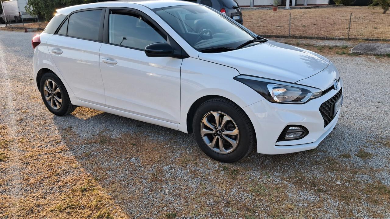 Hyundai i20 1.2 5 porte Econext Connectline