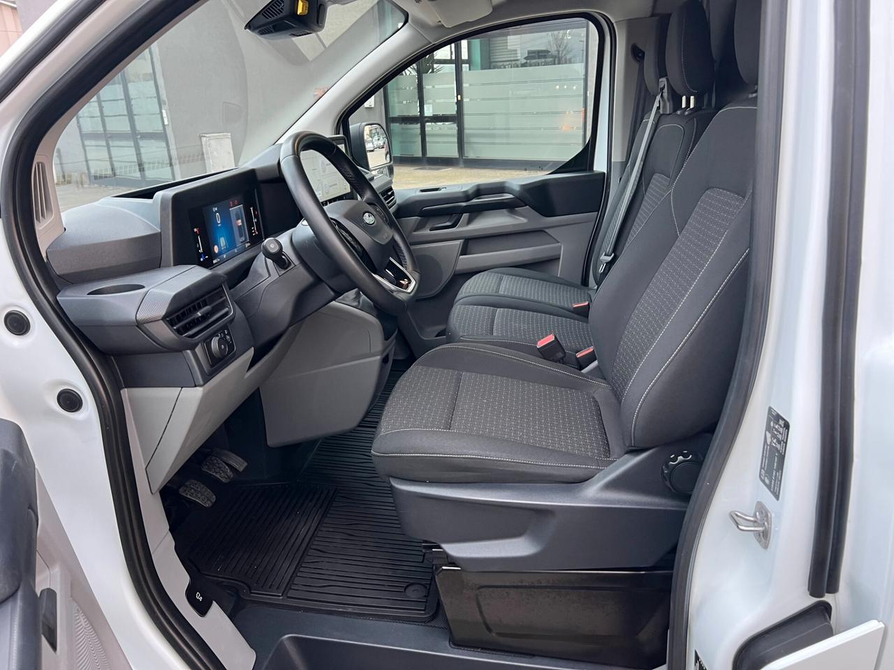 FORD TRANSIT CUSTOM PASSO LUNGO / UNICO PROPRIETARIO