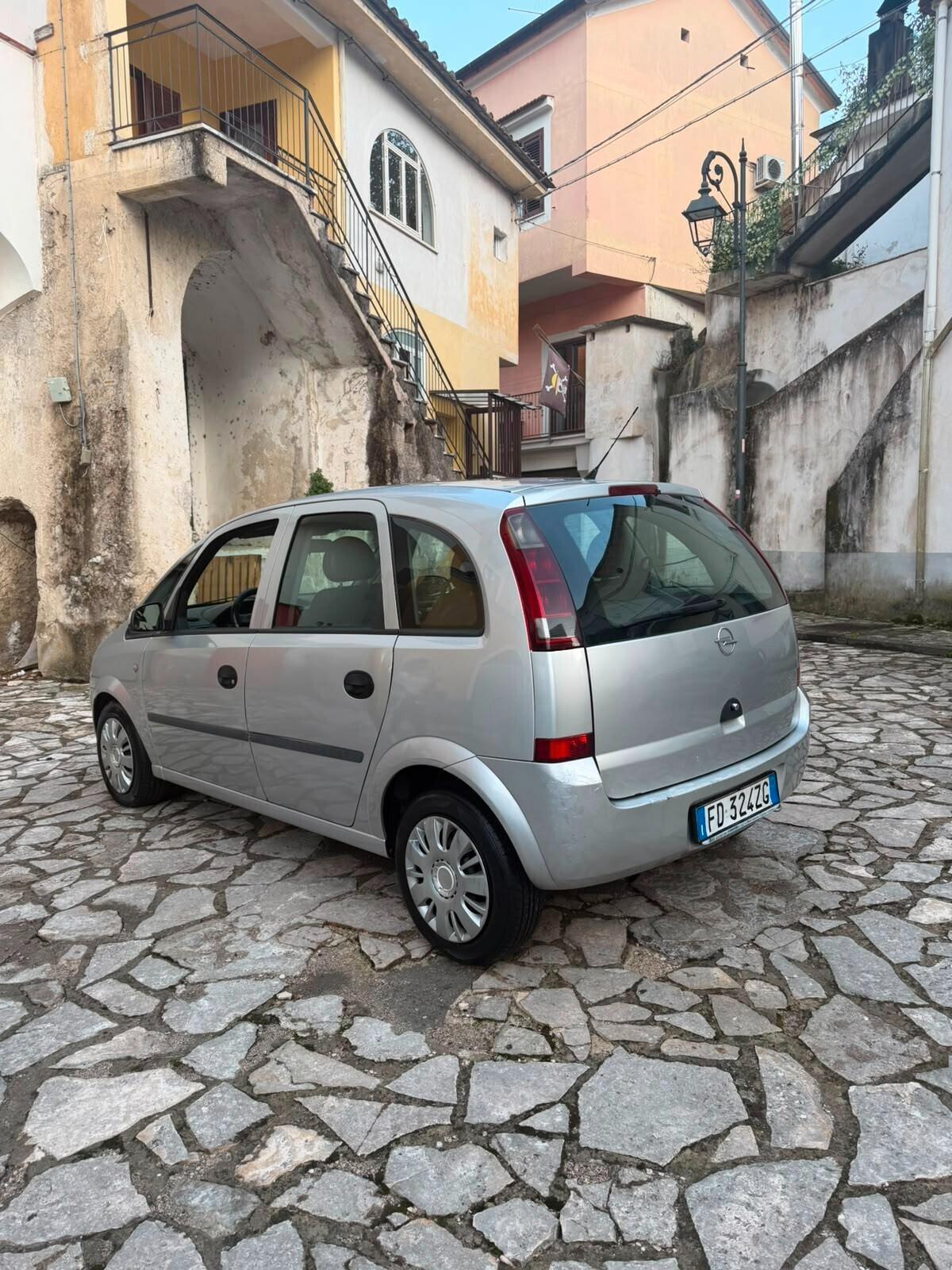 Opel Meriva 1.7 CDTI 101CV Cosmo