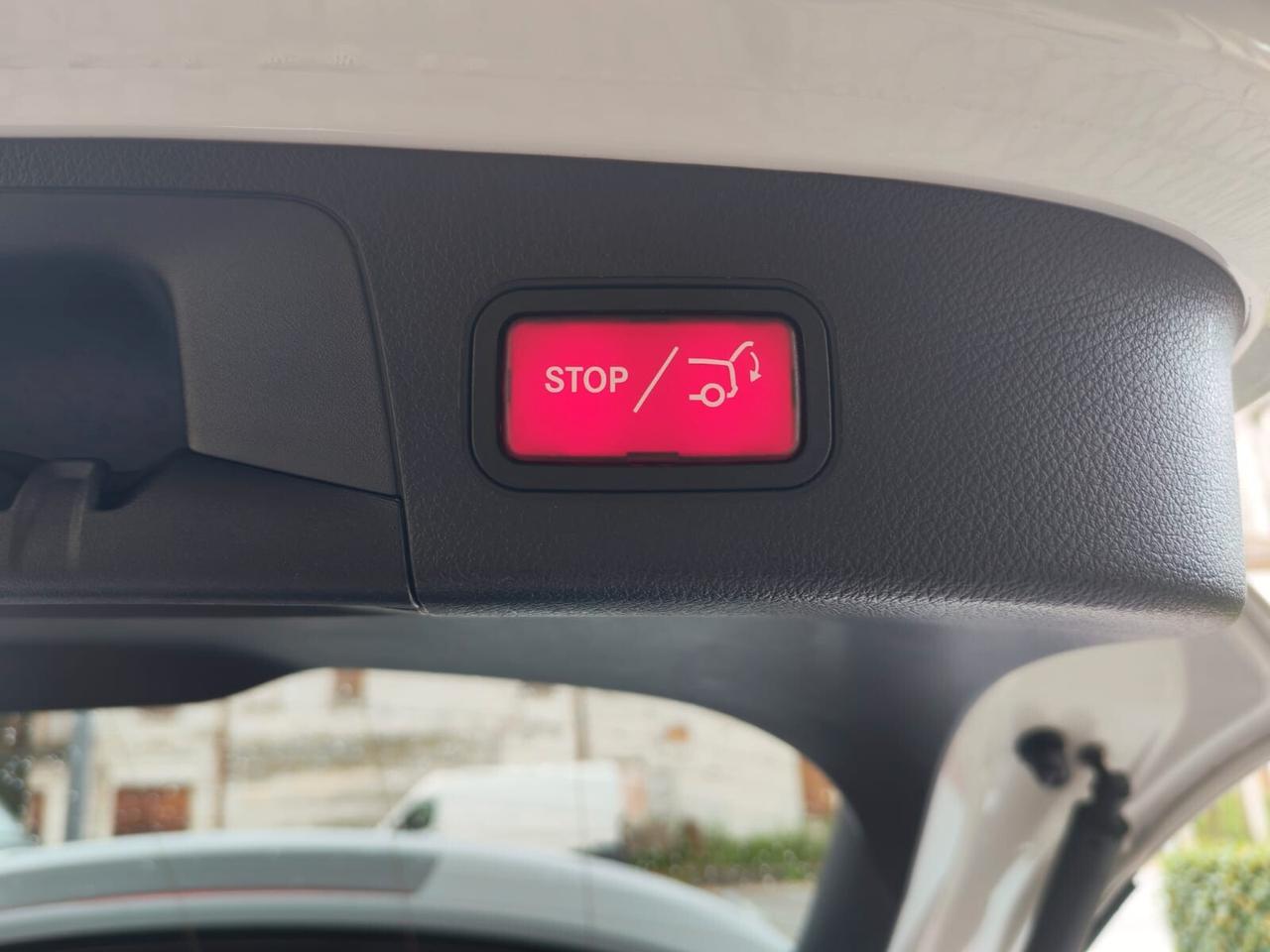 MERCEDES GLA 200 EXECUTIVE PREMIUM