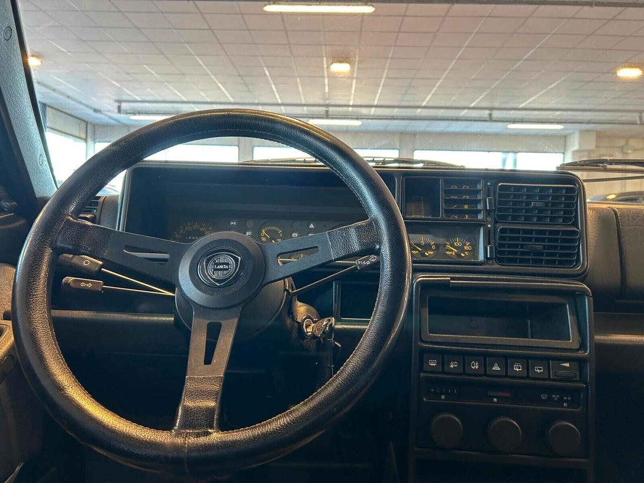 Lancia Delta 2.0i.e. turbo HF integrale UNICO PR.