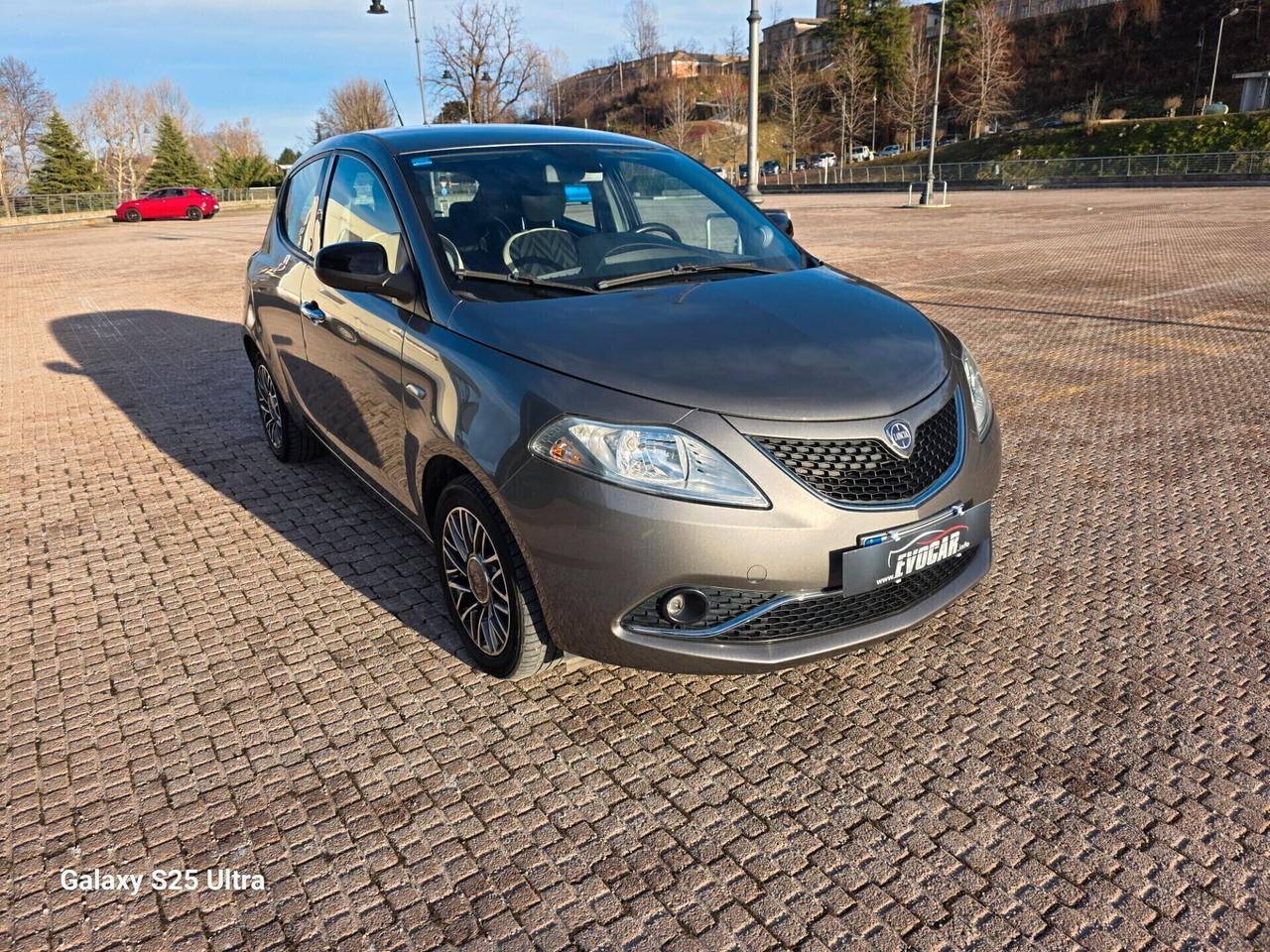 Lancia Ypsilon 1.2 GPL ritiro usato/scambio