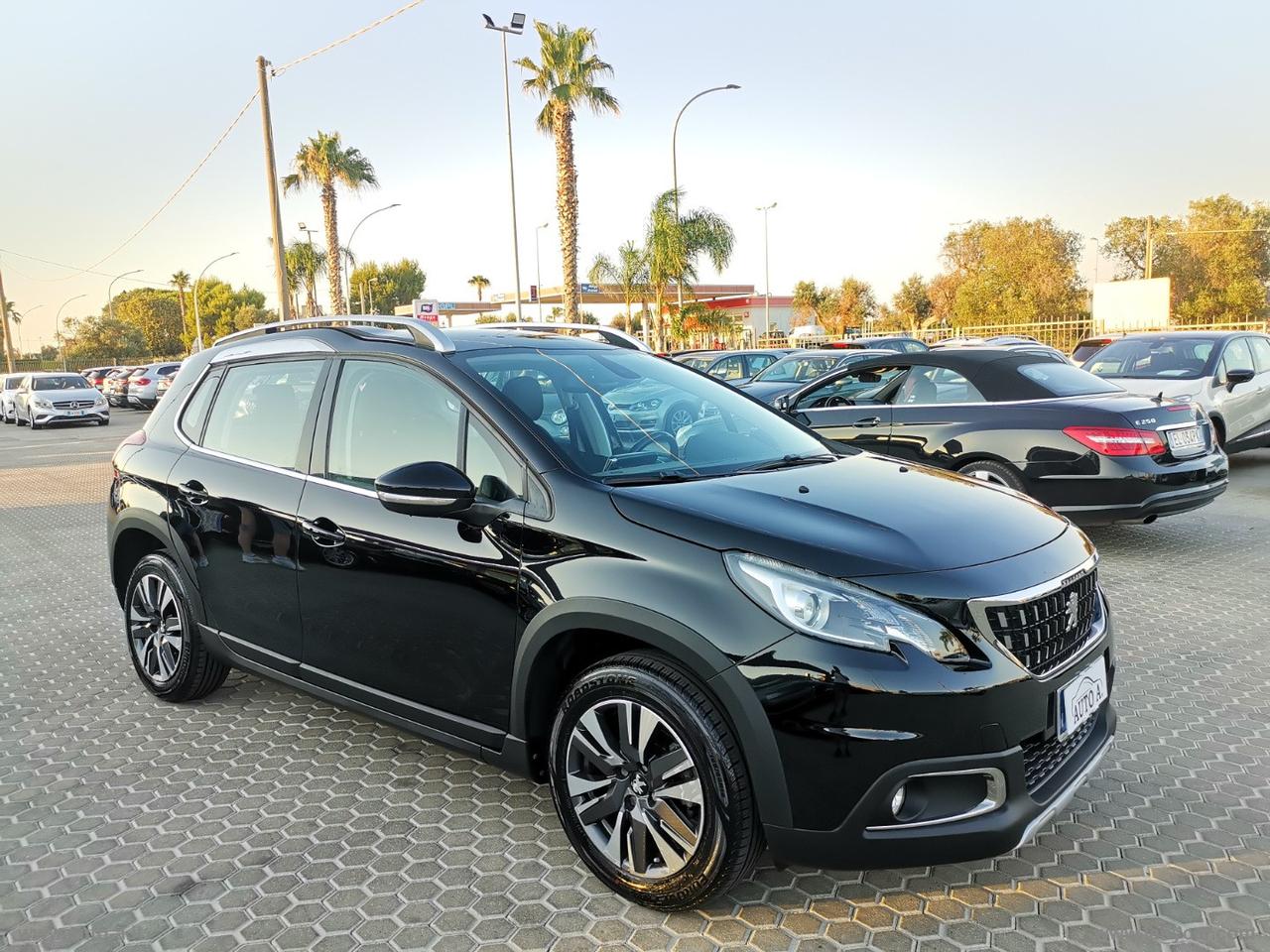PEUGEOT 2008 PureTech 82 Allure