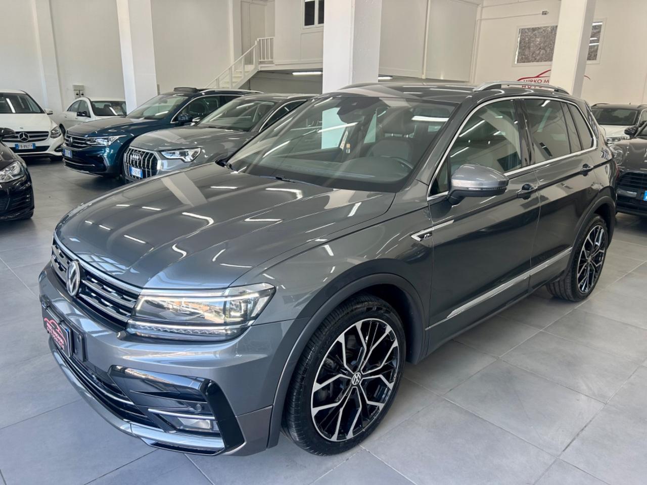 VW Tiguan 2.0 BiTDI DSG 4MOTION R-Line FINANZIABILE