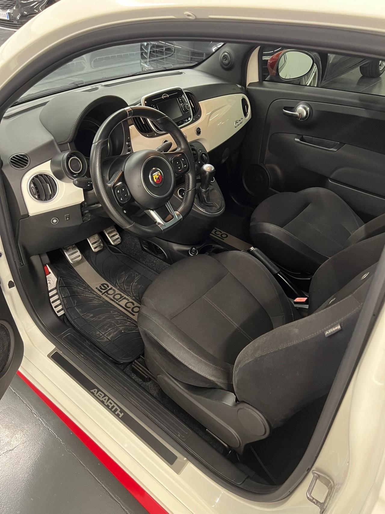 Abarth 595 1.4 Turbo T-Jet 145 CV