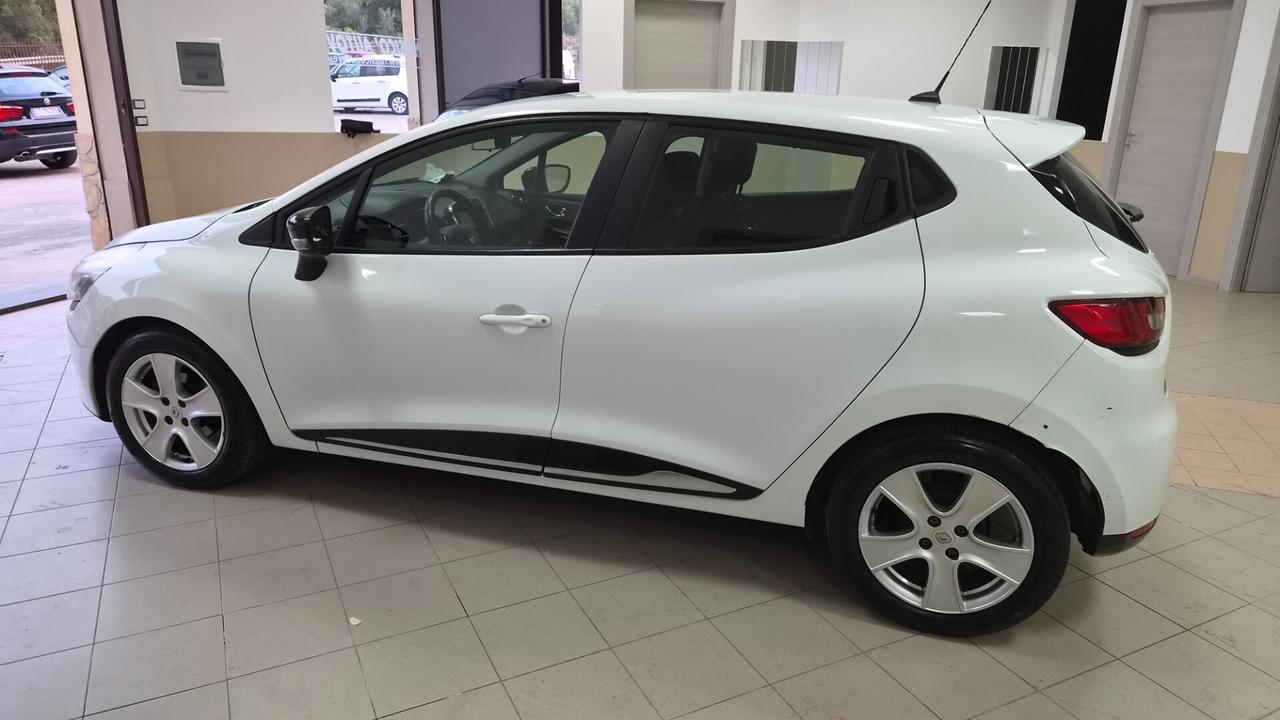 Renault Clio 1.2 75CV 5 porte Live