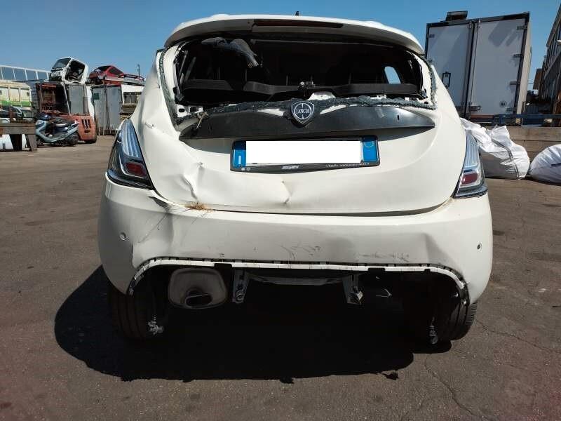 Lancia Ypsilon 1.2 69 CV 5 porte S&S Platinum