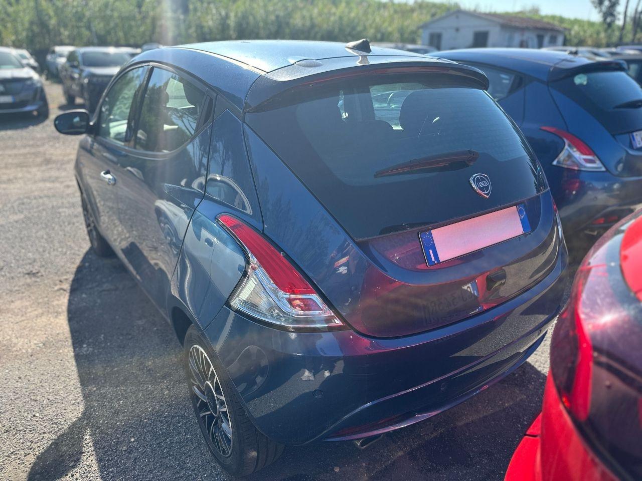 LANCIA Ypsilon III 2021 - Ypsilon 1.0 firefly hybrid Platino s&s 70cv