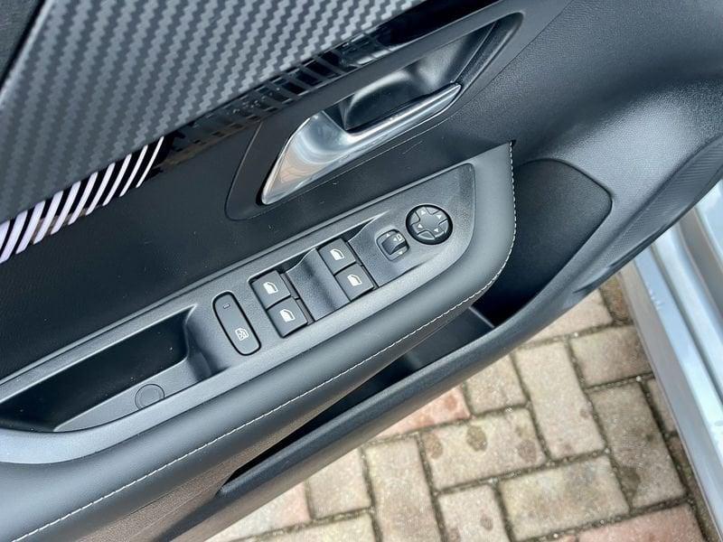 Peugeot 208 1.2 puretech Allure s&s 100cv - KM0