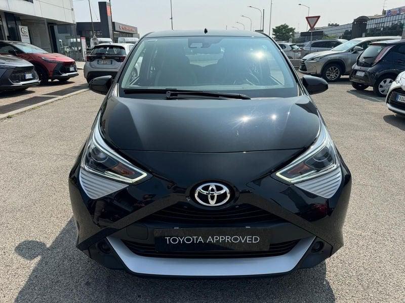 Toyota Aygo Connect 1.0 VVT-i 72 CV 5 porte x-fun