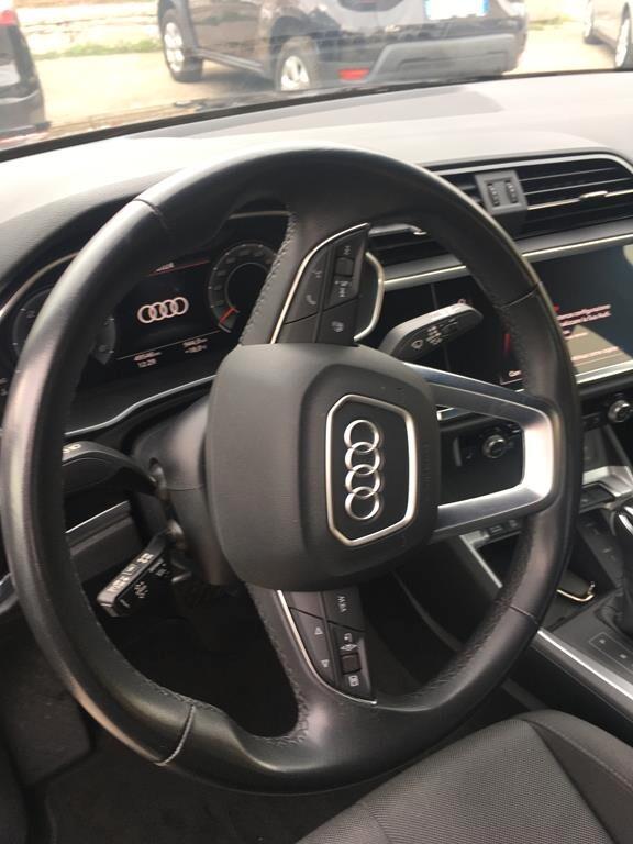 Audi Q3 35 TDI S tronic Business Advanced