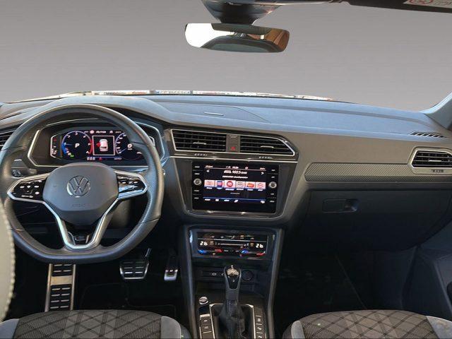VOLKSWAGEN Tiguan 2.0 TDi BMT R-Line 4Motion